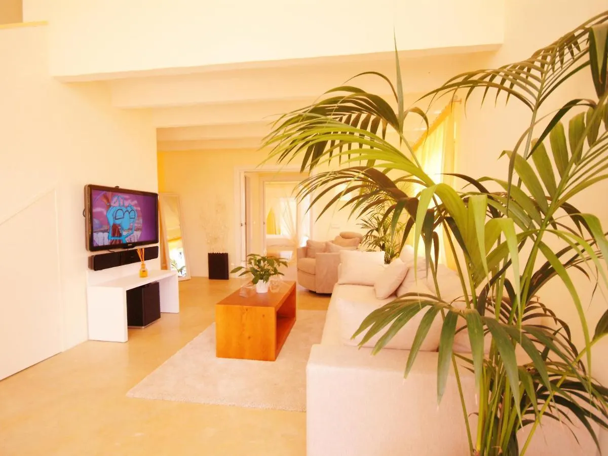 Barcares Petit By Bebreeze Mallorca الكوذيا 0*,  إسبانيا